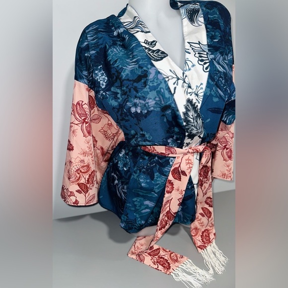 Anthropologie Tori Cropped Kimono - Picture 5 of 11